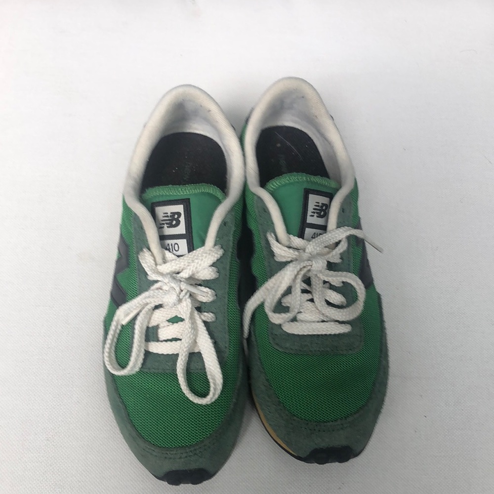 Kelly green New Balance 410 Sneakers